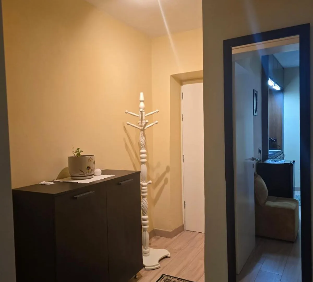Saranda Beach Apartment