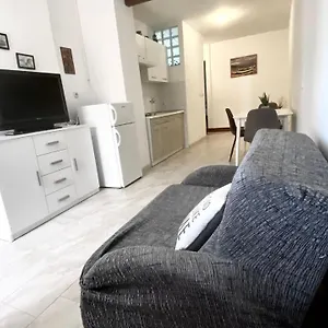 Ares Appartamento Rovigno